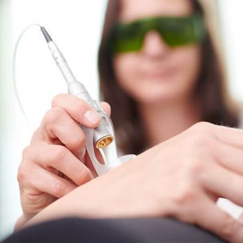 Orthopädische Praxis Gerätschaften - Laser